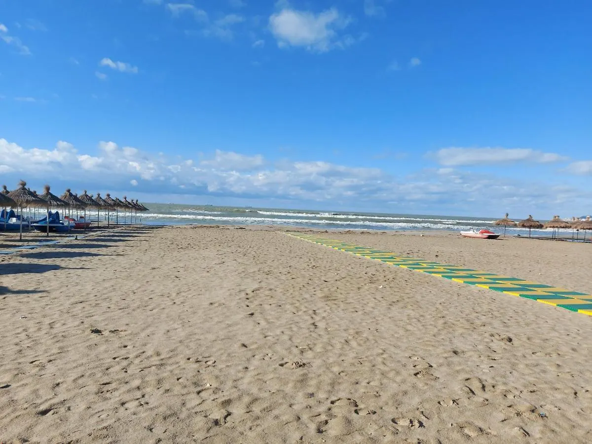 Bral Apartment 7 - Two-Bedroom With Seaview Durres